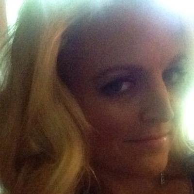 CindyLizer's profile picture. Things can be your excuse or your reason!