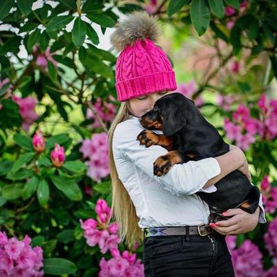 Most competitively priced fur pompom beanie hats and accessories, finest quality and not beaten on price £18.95 UK.for wholesale email: sales@thebobblehat.co.uk