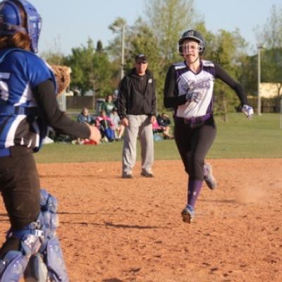 jazzy_petit21's profile picture. Insta- jasmine_petit21
Snap- jaz-sports1