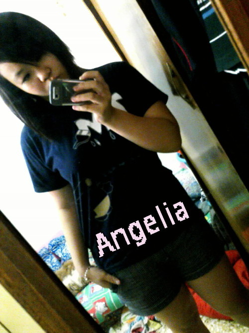 AngeliaJiajia's profile picture. i love hosting.. i love my listeners. i love my friends, i love my family, i love all around me. :]