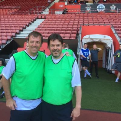 Southampton FC season ticket holder in the Northam - mostly tweet about the saints. views are my own but jokes are always borrowed! I'm the one on the right!