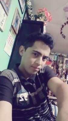 alexcaceres854's profile picture.