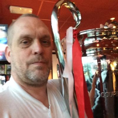 clorro's profile picture. 