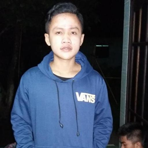 Aku kalau serius, bercanda loh | Programer | @Numpanglewat (085745160729) | #Halamadrid.