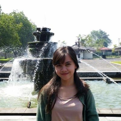 1993 | Blood A | Bachelor of Economics | Grup BCA