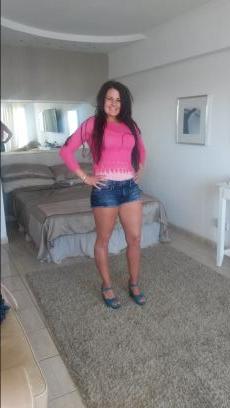 LaUrApUlLmAn's profile picture. As lost as Alice...As mad as The Hatter...