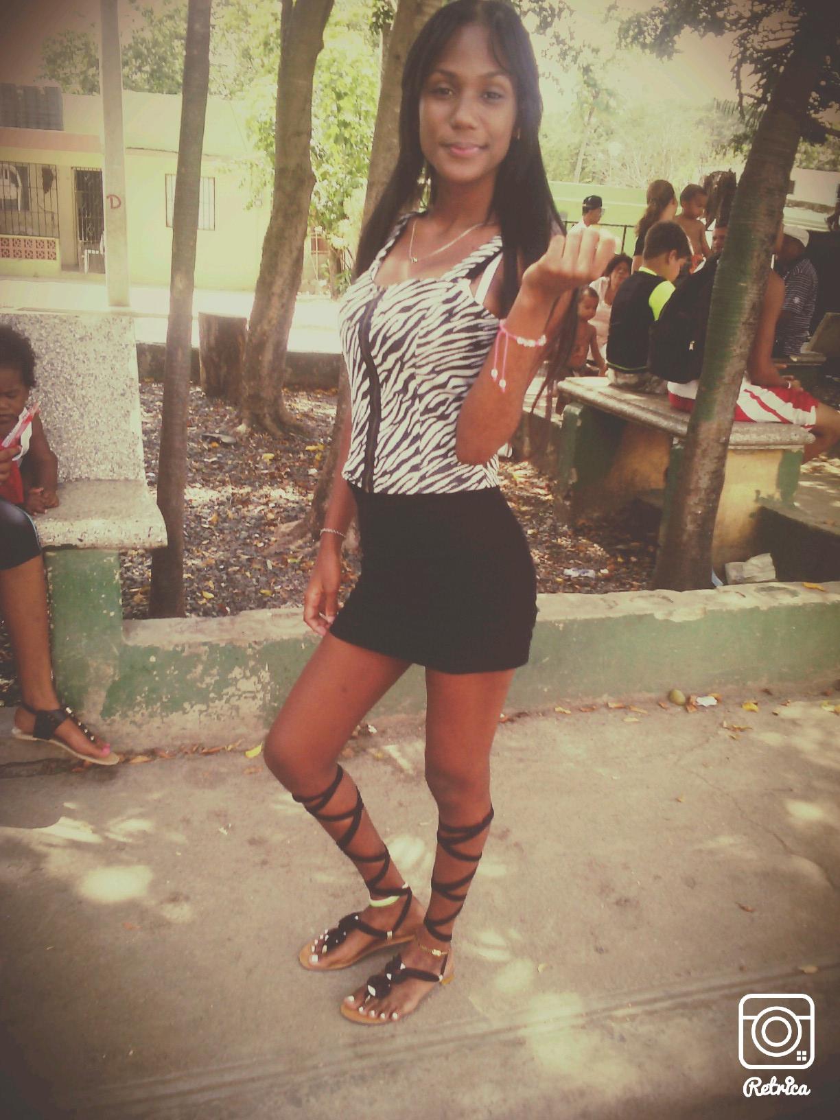 I am la fresa. Ws 8292061957 Ig jenesitah_ FB jenesiis fresiita D' nadiie
