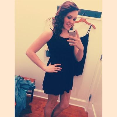 nicoleballard02's profile picture. ☀️⭐️