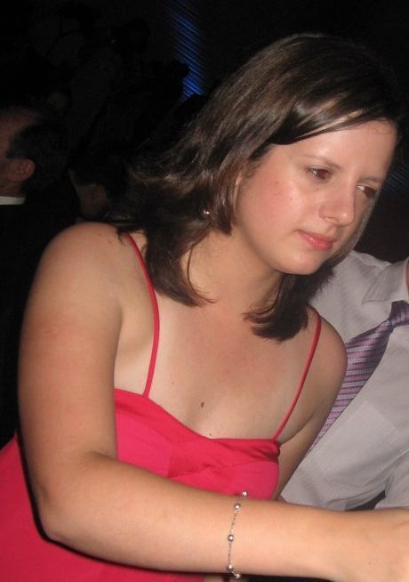 renata1008's profile picture. 