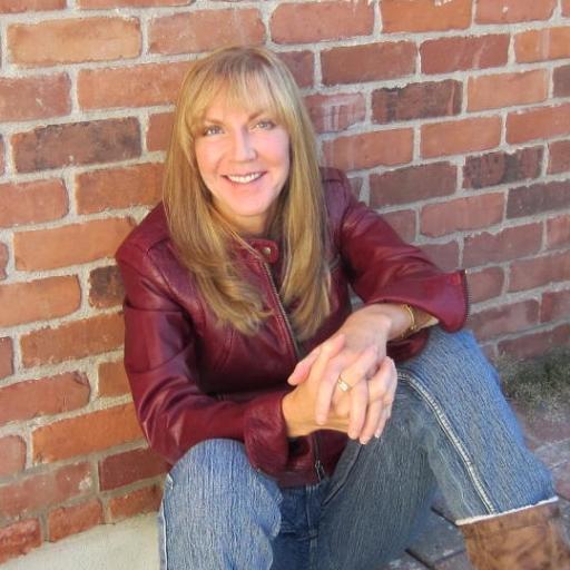 JeanneMLB's profile picture. IG @jeannemlb