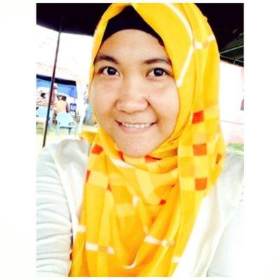 Saraahdevimeina's profile picture. No matter what happens just greatful to Allah SWT for all moment in my life. because I believe everything happens for a reason!! ig : sarahdevimeinaa