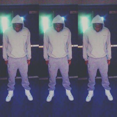 Stevo_Lo's profile picture. work hard you play hard success Doesnt come easy. -CLHS Football #5
https://t.co/mObh4EwV0T…