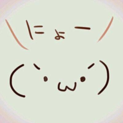 botです。たまに中の人が返信します。DMも中の人が返信します。質問箱も中の人が返信します。

質問箱
https://t.co/4O5HcSoReh

欲しい物リストはそのうち更新します