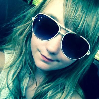 My name is Bridgette Cheyenne Cogdill i love to sing and dance. snapchat@ badberryxoxo