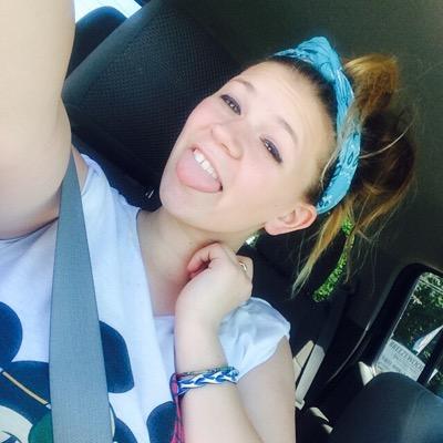 16. ponax Sophmore MP2, happily taken 06/06/14 If you want love then the loves gotta come from you. -Bo Burnham ☺️