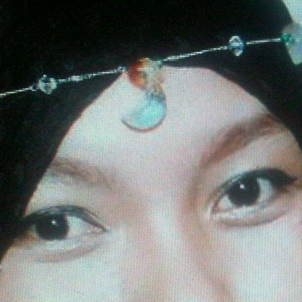 keephwaiting's profile picture. Me, just one in this world ... No other.. (•ˆ⌣ˆ•) ... #chocholate piano rain skylight green tea and blue #lovers ^_^ .. Just live with ur heart :)#Alhamdulillah