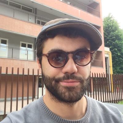 25 anni da Torino #hacktivista, #gamer, poeta maledetto, antifascista, antisessista, antirazzista, anarchico.