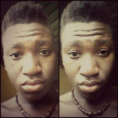 What yu see is wat yu get.I am me.Music is my everything.Le Rapper,Le Graffiti artist,Le Champ,Writer,Music Writer,Poet and TDE's #1 Fan.#HiiiPower.BBM#558defc4