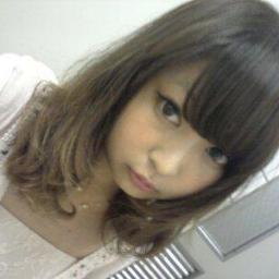 nakayama_momoca's profile picture. 