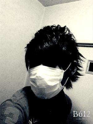 ちょーちんに憧れてる/高1/AKROSで働きたい/フォローされたら絶対返す/セットした写真載せますのでなんかアドバイスあったらDMでもいいのでください。/お洒落さんと関わりたい/トップ画左です