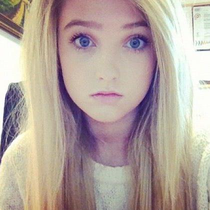 EvaLithgow's profile picture. Chew before you swallow.