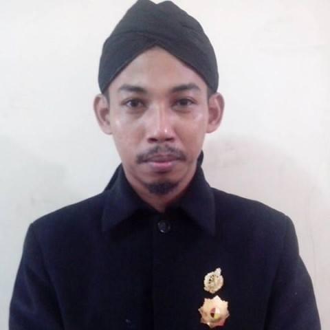 Work hard every time & never give up | Jujur | Setia dan Waspada | NGUMBORO KARYO MBAHUREKSO DESO |https://t.co/BKZ81xFstZ