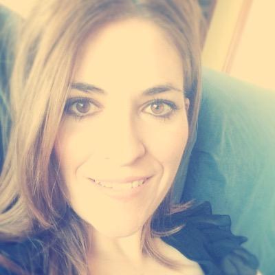 InmIHC's profile picture. Me gusta el whisky, los coches rápidos y la ropa cara, y me gustas tú, ¿qué más quieres saber?....