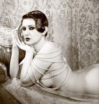 Burlesque, striptease, modelling, sideshow, magic, performance, professional naked person http://t.co/ntKKXTGeSO