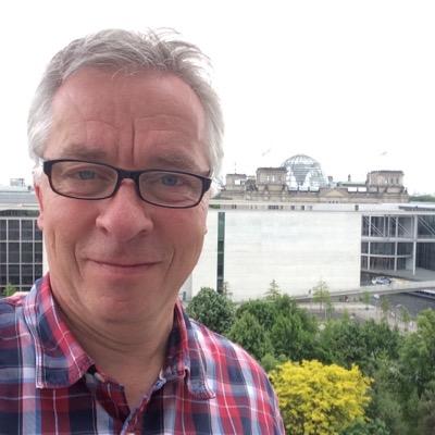 Journalist @DeutscheWelle. Twittere hier privat über Politik, Religion und Kirche, Kultur und Medien. Aber immer als Rheinländer. @strackchristoph.bsky.social