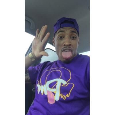College graduate 'Spr14
Man of GOD
ΩΨΦ 4Dawg Fall13 #QreamTeam
️ #TrunkLife #Hammercy #PowerOfPositiveThinking
On a mission