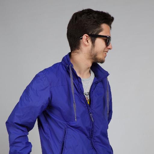 agalcald's profile picture. Graphic designer / Photographer