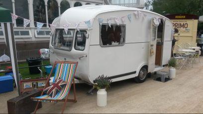 Poppy the Vintage Caravan exclusively available for weddings, photo shoots and pop-up cream teas. Poppy can offer a vintage touch to your special occasion.