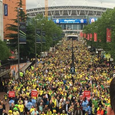 proud member of #yellowarmy, massive ncfc fan! We are premier league!!! Voted the best clapper #gotthetshirttoproveit