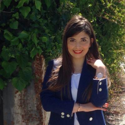 Teacher | Market Research Analyst | Marketer | Food Industry Engineer | Curious mind | Healthy living | Beauty enthusiast | Starry-eyed soul