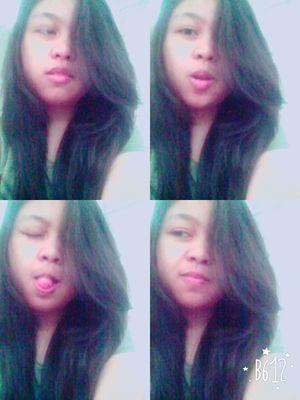 bahagia melihat senyum orng yg q sayang,