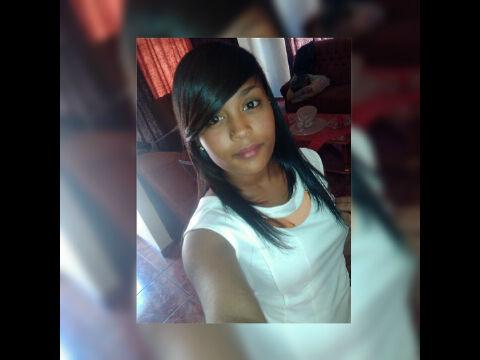 shanique_snell's profile picture. just tweeting my thoughts in 140 characters or less. instagram : shaniquesnell   #followback .