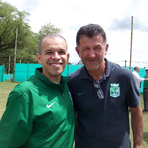 rdechavarria's profile picture. Ingeniero Electrónico UdeA.
Profesor, una pasión que corre por mis venas, junto con la de ser  hincha del Atlético Nacional ⚽🇨🇴