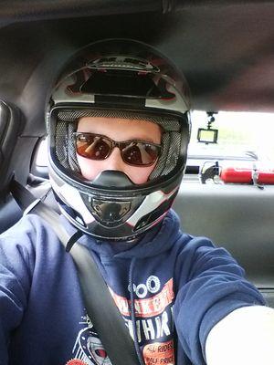 Bounzze's profile picture. Your avarage (proud to be a) geek software engineer.