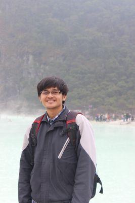 Tiada yg sempurna di dunia ini karena kesempurnaan itu hanyalah milik Allah SWT.