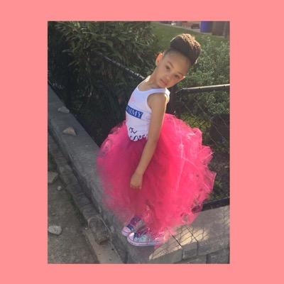 sbananasworld's profile picture. 6 year old fashion designer, seamstress and entreprenuer from NJ. Having fun with every run way she hits! Contact 973.489.1478 for booking and more details.