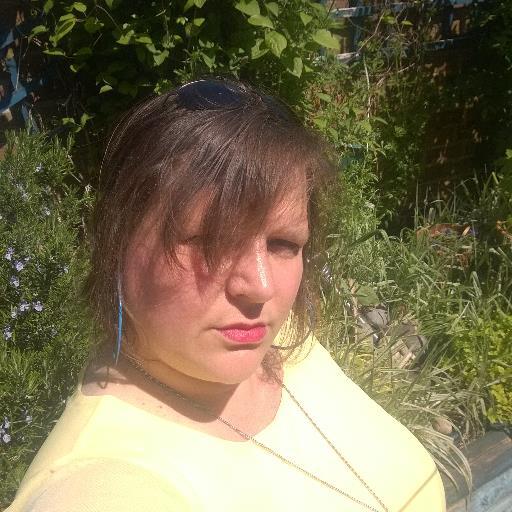 QofSmallThings's profile picture. Creative copywriter, blogger, cyclist, runner of riverpaths, creator of cake, crocheter of garments, mother of a bassplayer and a ballerina and wife of a boffin