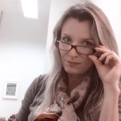 Camilasteckert's profile picture. Catarioca - carioca moradora de Floripa há treze anos. Tricolor. Mãe. Funconária do BADESC.