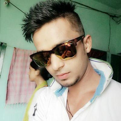 tanvirkhan1432's profile picture. m deasent