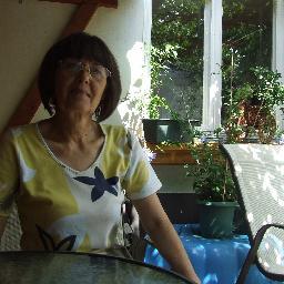 halaseva's profile picture. 