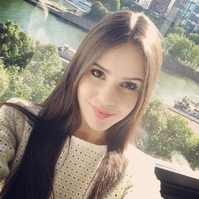 MarinaKayemavie's profile picture. Marina mon idole, ma vie, mon modele JE T'AIME ♥♥♥♥