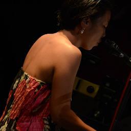 A Japanese Female Singer-songwriter who lives in Taitung.
My songs are based on my life experiences, a lot of story to talk about...