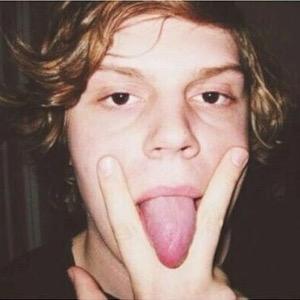 AriaRPGPHM's profile picture. free follow from @MCD0BRIEN go follow @MCD0BRIEN pls