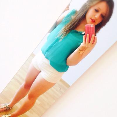 te necesito aqui conmigo, solo quiero estar contigo