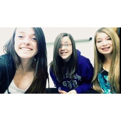 god ✝ singing ♫ volleyball ♡ sophomore ♛ don't worry, be happy ☻