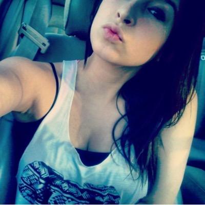 LittleDaisy_B's profile picture. Back up for @LastQueenDaisy